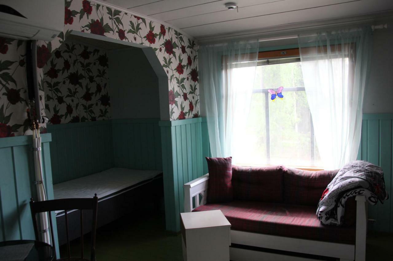 Majatalo Veikeae Vuohi Hotell Lieksa Exteriör bild